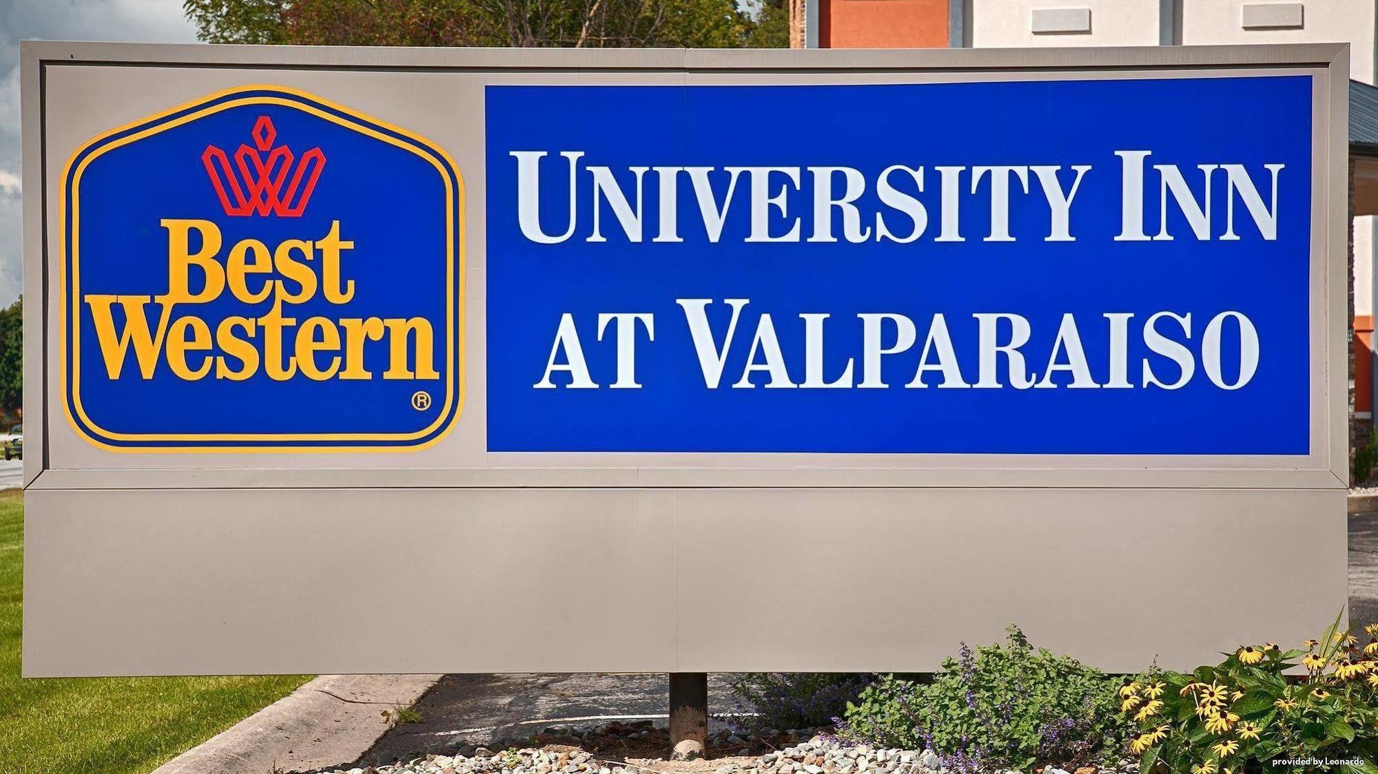 Best Western University Inn At Valparaiso Exterior photo